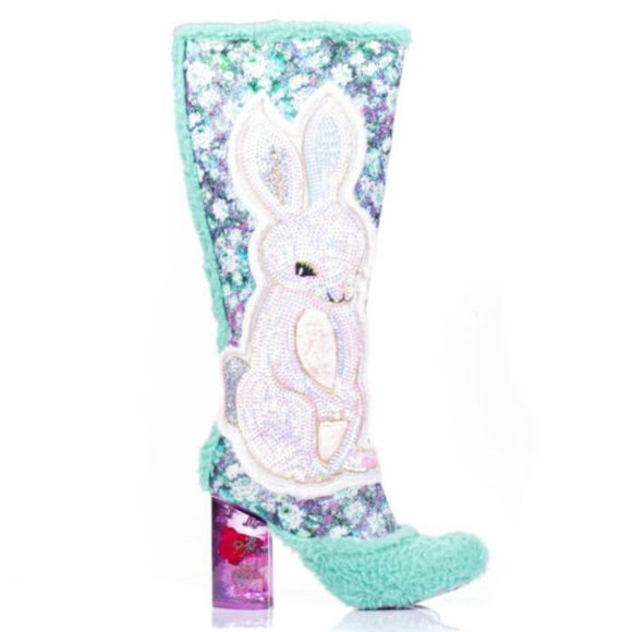 Meet your Posher, Daphnie - Picture 2 of 2